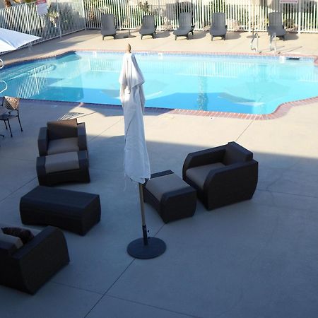 Howard Johnson By Wyndham Las Vegas Near The Strip Kültér fotó