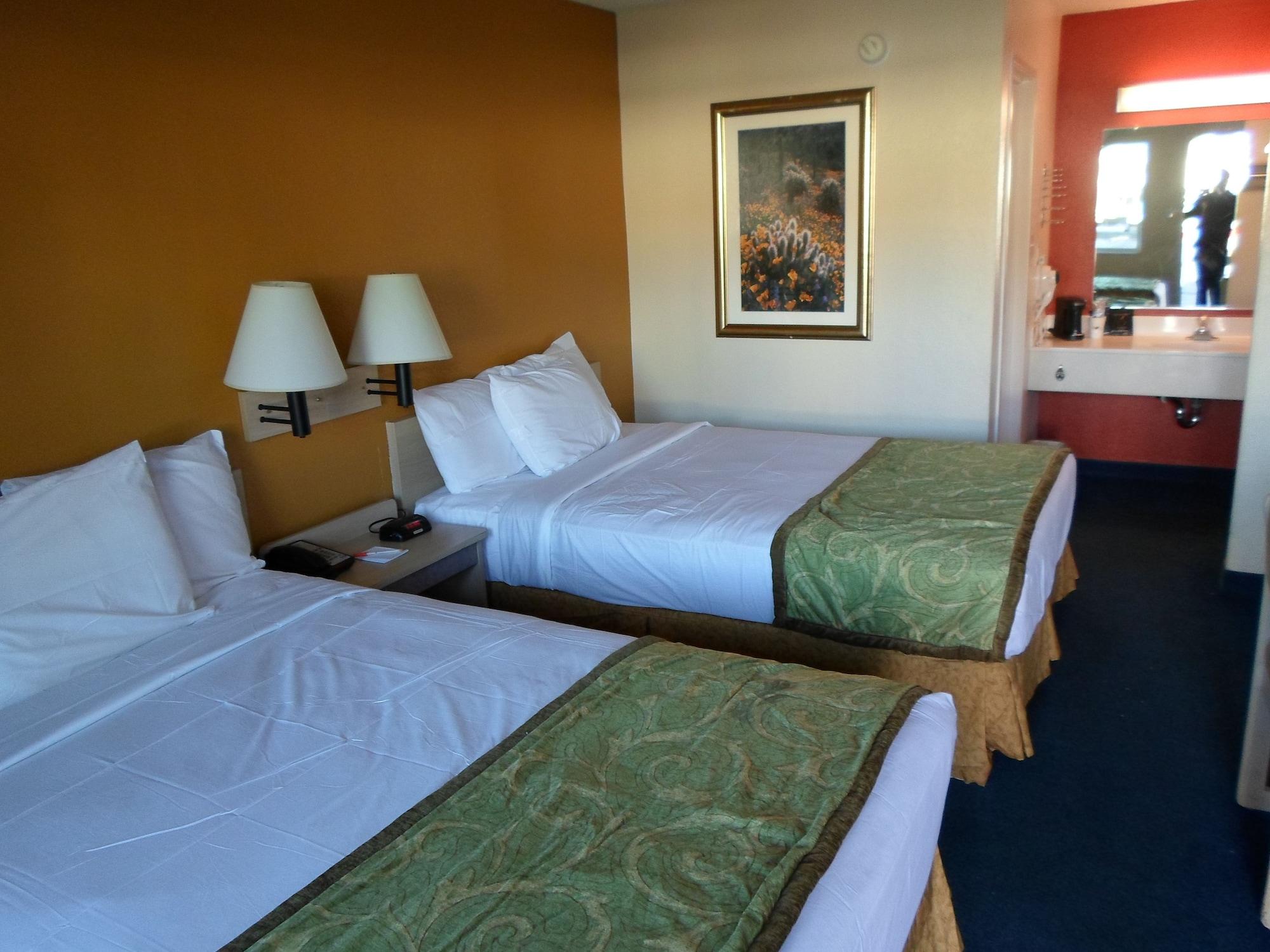 Howard Johnson By Wyndham Las Vegas Near The Strip Kültér fotó